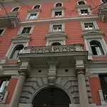 Cesar Palace pensión