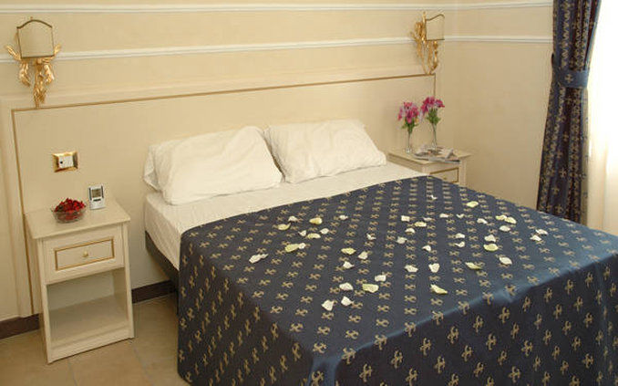 Casa de hóspedes Cesar Palace 2*